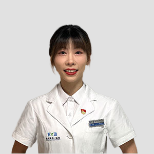 王 静